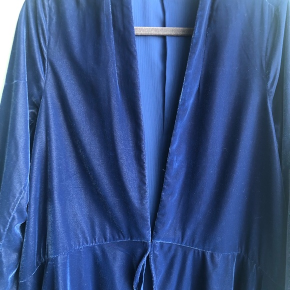 Soft Surrounding Velour Size Small Cover Up Royal Blue - Picture 4 of 9